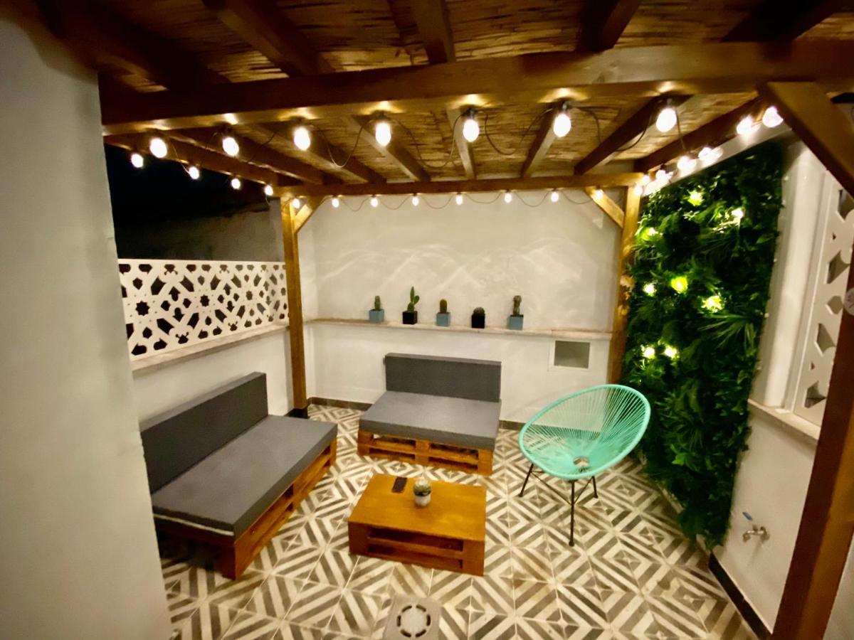 Precioso Atico Con Terraza En El Centro De Madrid Amazing Penthouse In Madrid Center Apartment Exterior foto